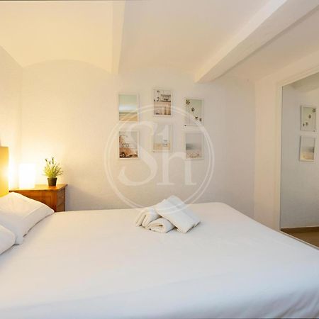 Practico Apartamento Cerca De Estacion De Sants Barcelone Extérieur photo