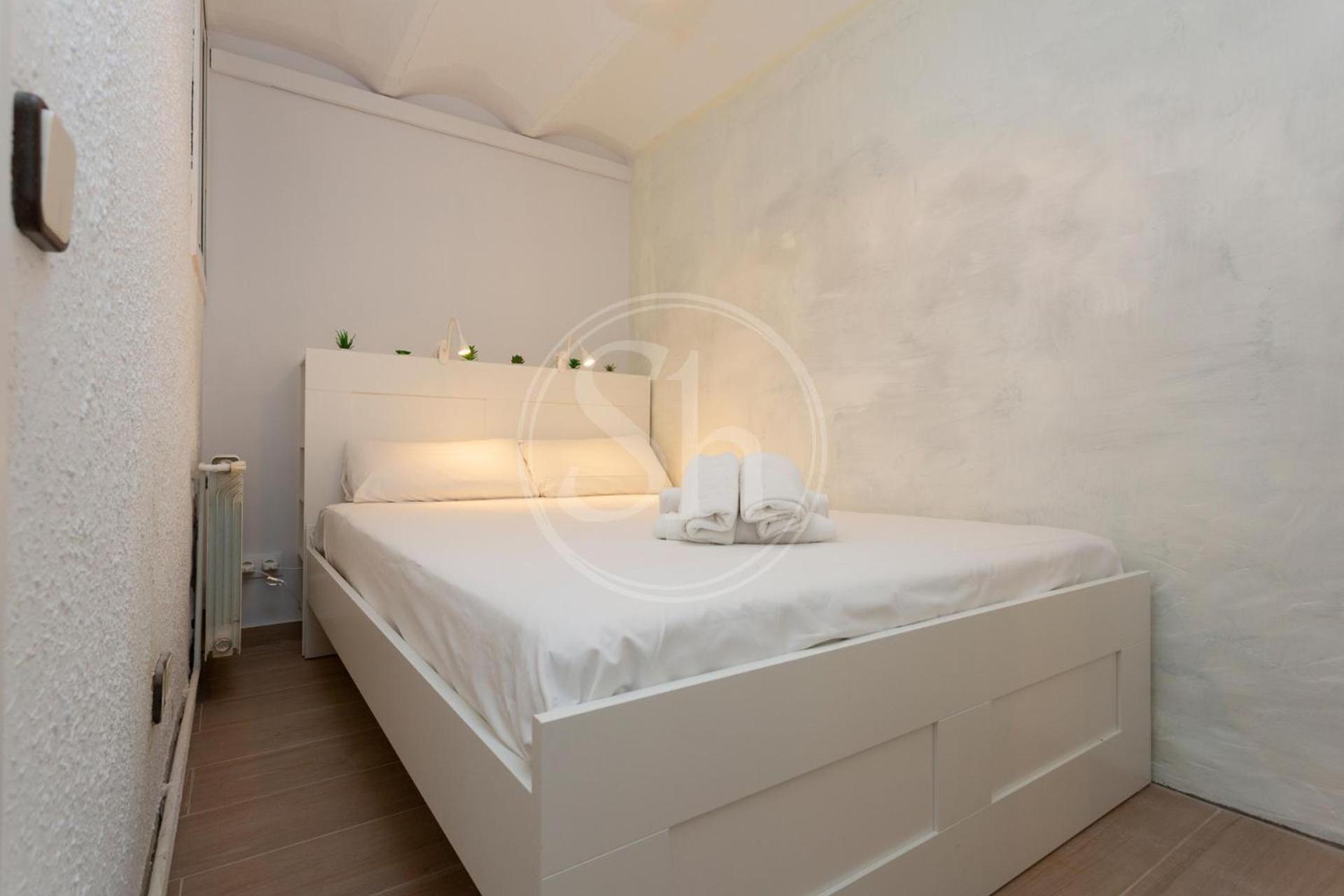 Practico Apartamento Cerca De Estacion De Sants Barcelone Extérieur photo