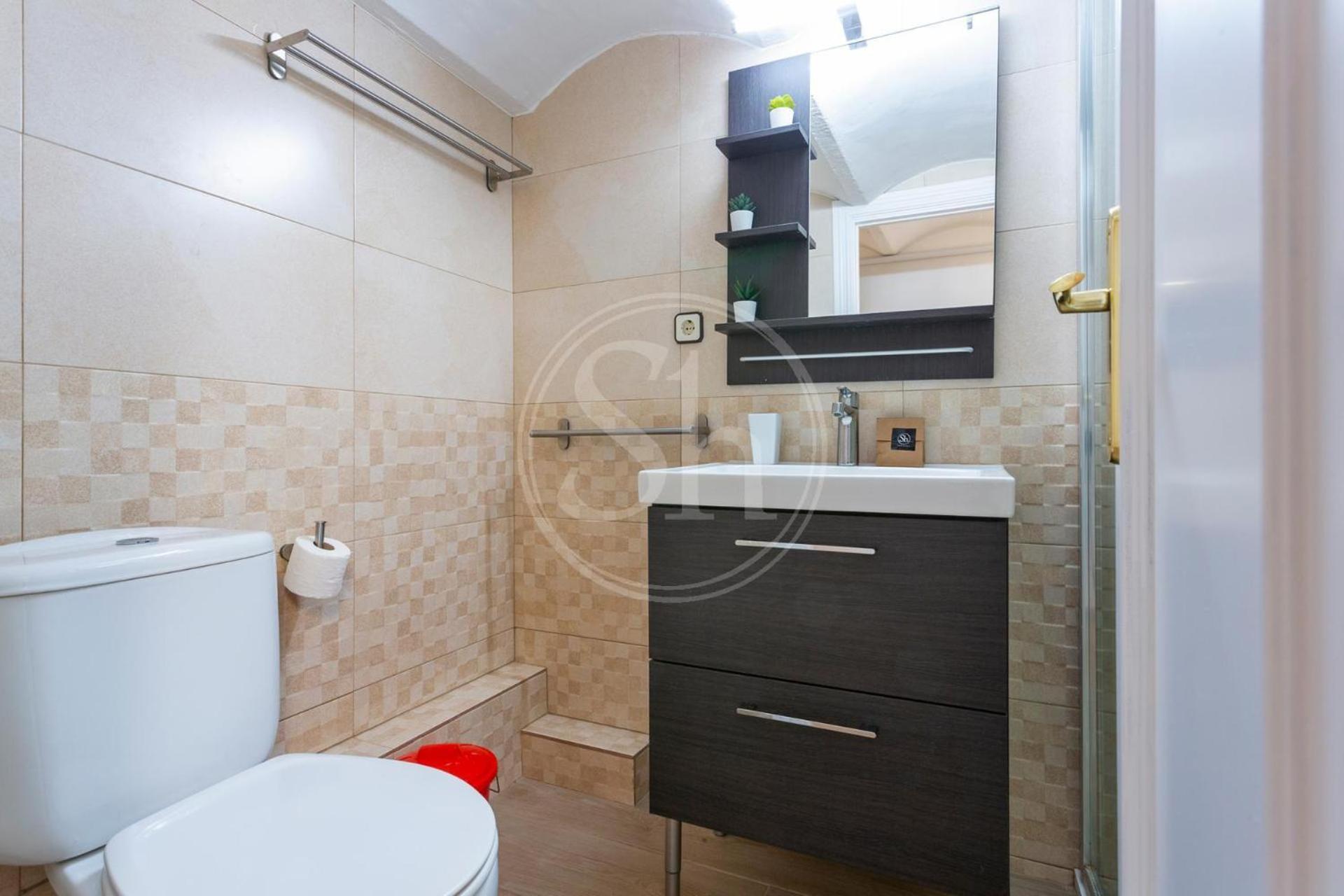 Practico Apartamento Cerca De Estacion De Sants Barcelone Extérieur photo